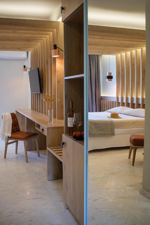 Bourtzi Hotel Città di Skiathos Esterno foto