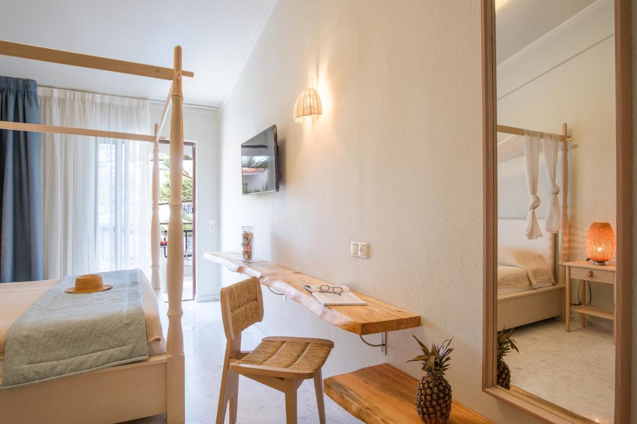 Bourtzi Hotel Città di Skiathos Esterno foto