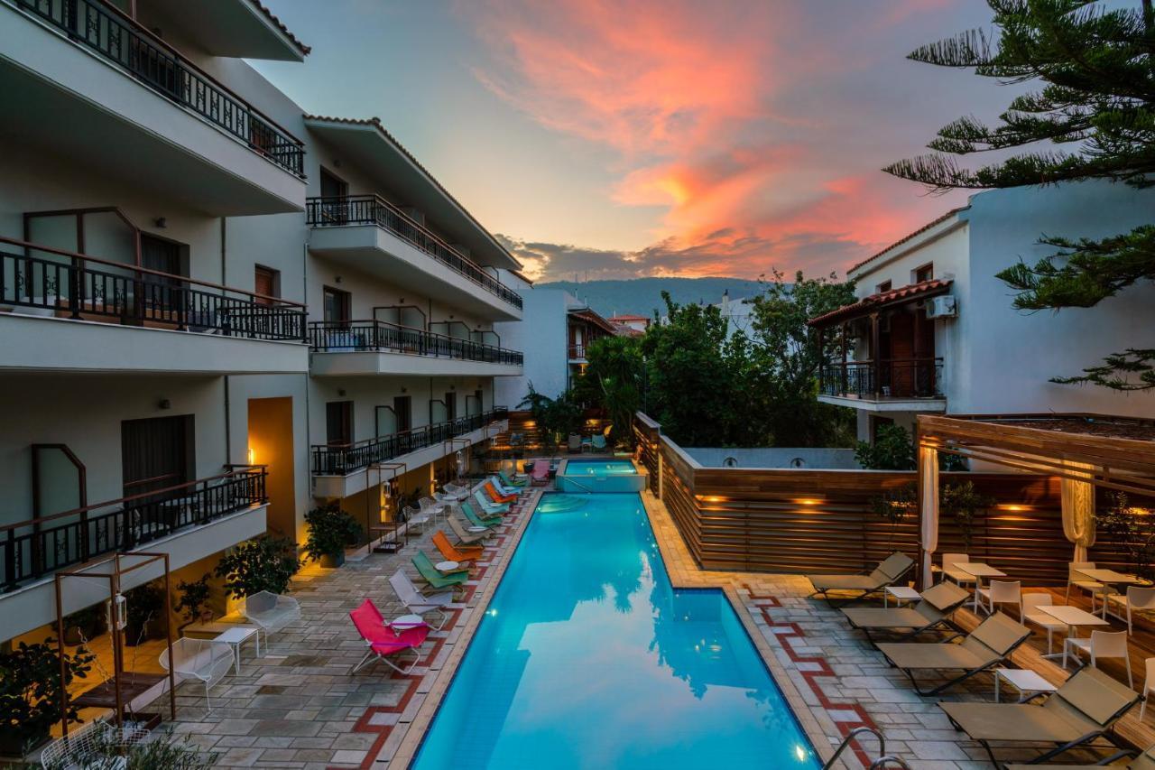 Bourtzi Hotel Città di Skiathos Esterno foto